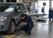 Contrôle technique d'une voiture avec contre-visite avant vente